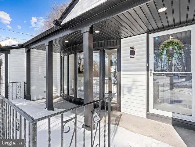 443 VALLEY RUN DR, Cherry Hill, NJ 08002