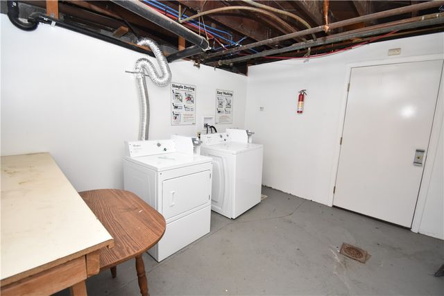 926 Island Avenue, Mckees Rocks, PA 15136