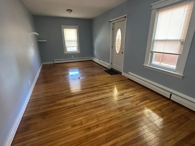 42 Ernest Ave, Worcester, MA 01604