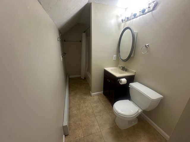 42 Ernest Ave, Worcester, MA 01604