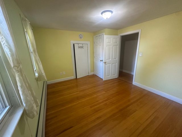 42 Ernest Ave, Worcester, MA 01604