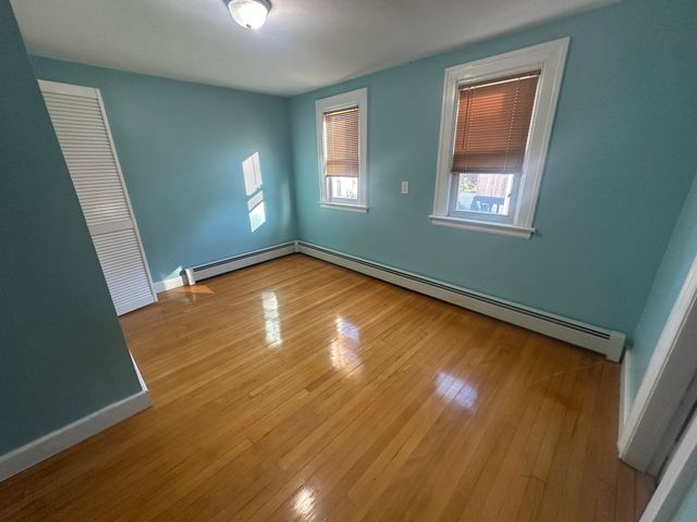 42 Ernest Ave, Worcester, MA 01604