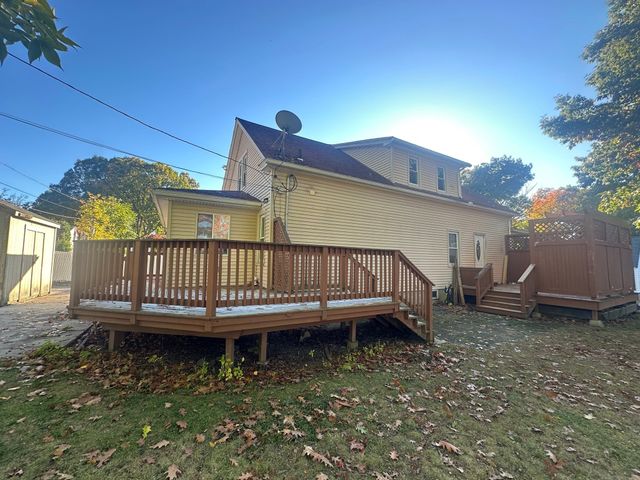 42 Ernest Ave, Worcester, MA 01604