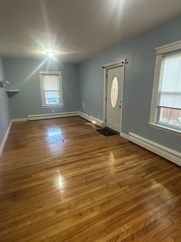 42 Ernest Ave, Worcester, MA 01604