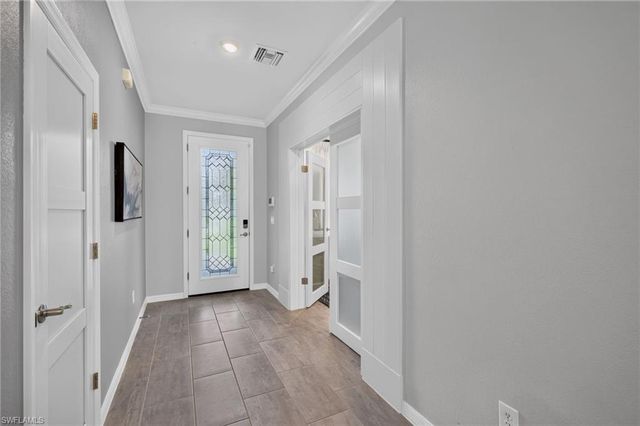 19817 Bittersweet LN, Estero, FL 33928