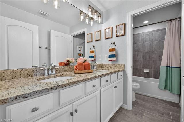 19817 Bittersweet LN, Estero, FL 33928