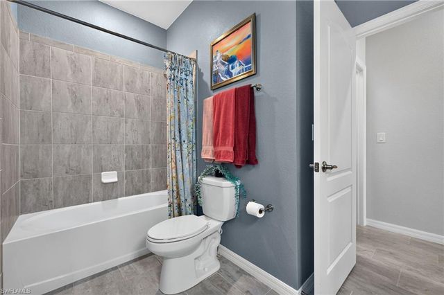 19817 Bittersweet LN, Estero, FL 33928