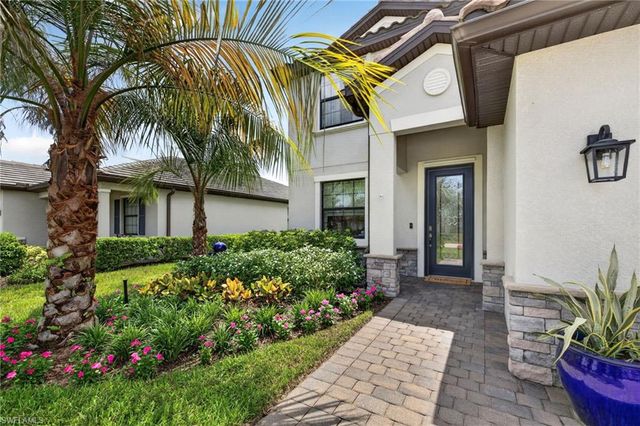 19817 Bittersweet LN, Estero, FL 33928