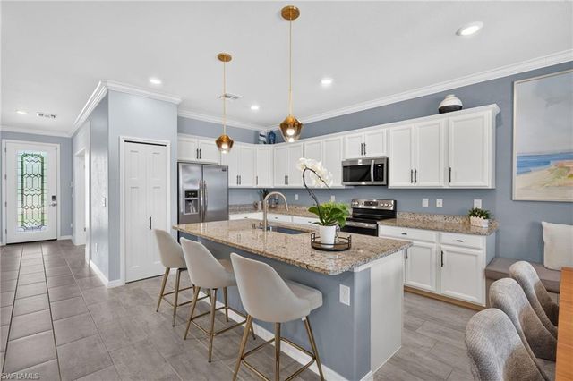 19817 Bittersweet LN, Estero, FL 33928