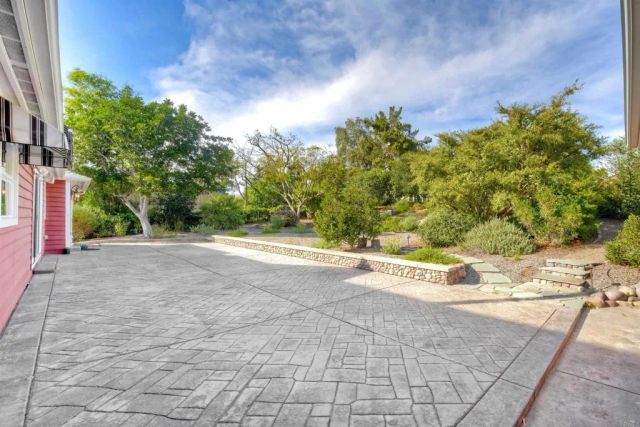 2234 Mira Sol Drive, Vista, CA 92084