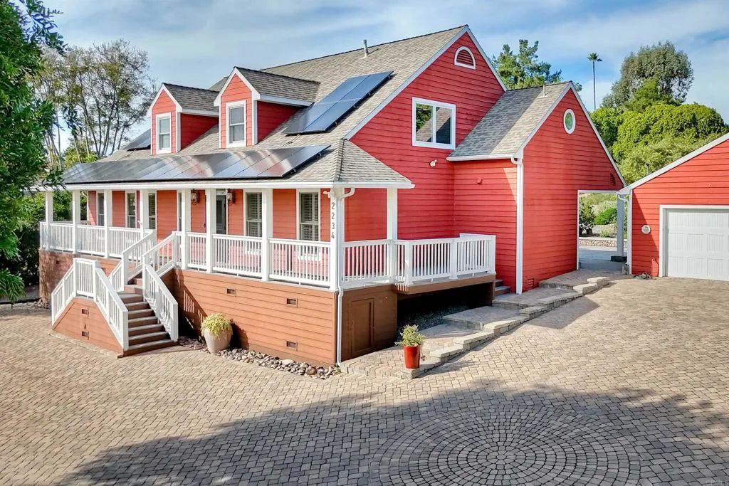 2234 Mira Sol Drive, Vista, CA 92084