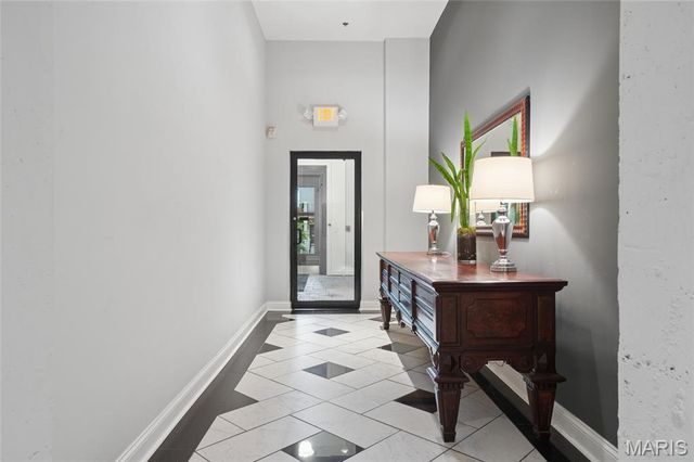 4200 Laclede Avenue 203, St Louis, MO 63108