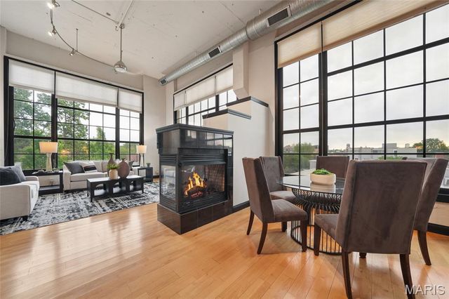4200 Laclede Avenue 203, St Louis, MO 63108