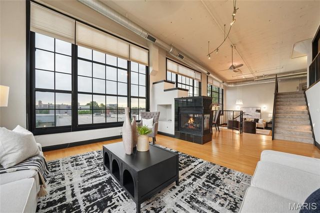 4200 Laclede Avenue 203, St Louis, MO 63108