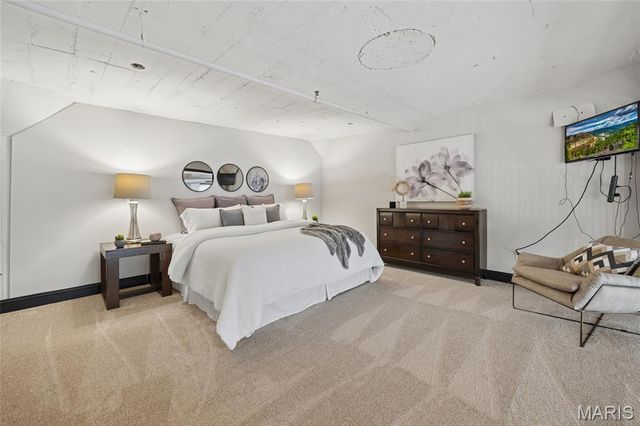 4200 Laclede Avenue 203, St Louis, MO 63108