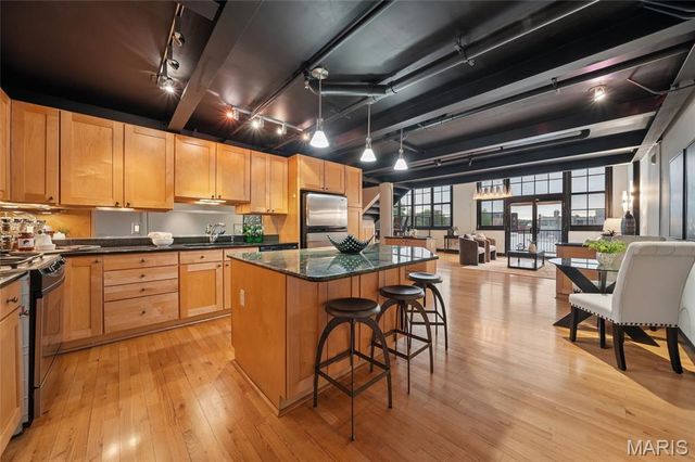 4200 Laclede Avenue 203, St Louis, MO 63108