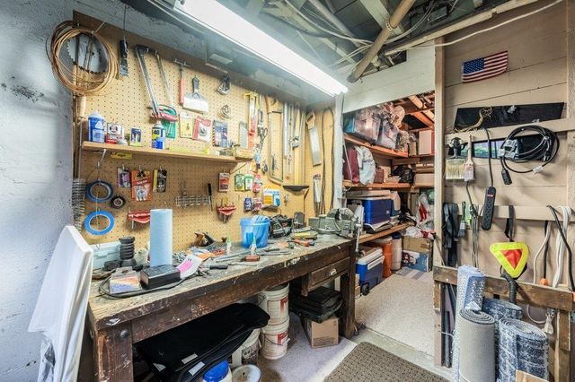 1213 W 20th Ave, Spokane, WA 99203