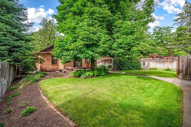 1213 W 20th Ave, Spokane, WA 99203