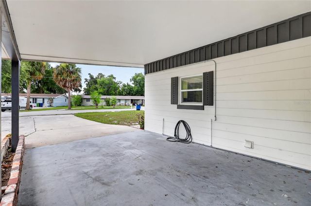 1303 NE STATELY OAKS DRIVE NW, Winter Haven, FL 33881