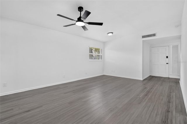 1303 NE STATELY OAKS DRIVE NW, Winter Haven, FL 33881