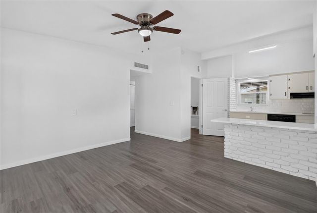 1303 NE STATELY OAKS DRIVE NW, Winter Haven, FL 33881