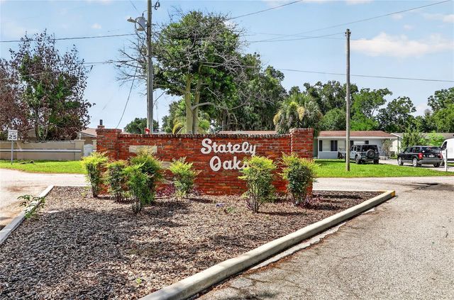 1303 NE STATELY OAKS DRIVE NW, Winter Haven, FL 33881