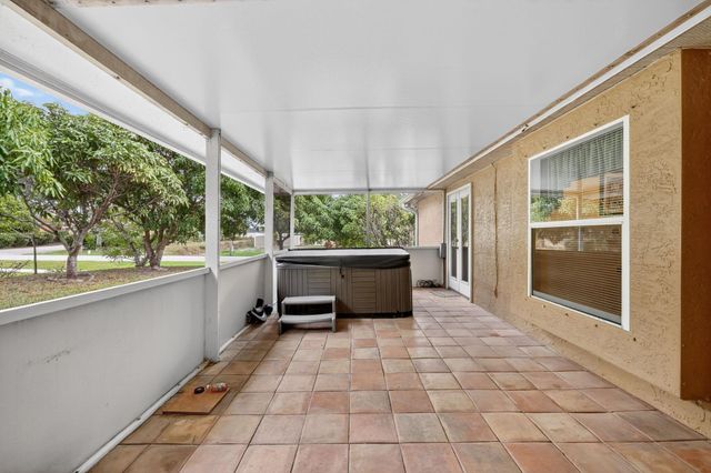 601 NW Riverside Drive, Port St Lucie, FL 34983