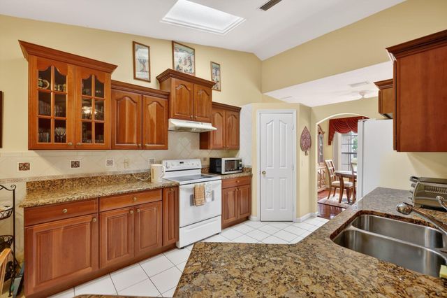 601 NW Riverside Drive, Port St Lucie, FL 34983