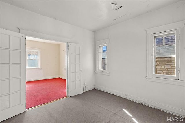 6325 Clayton Road, Clayton, MO 63117