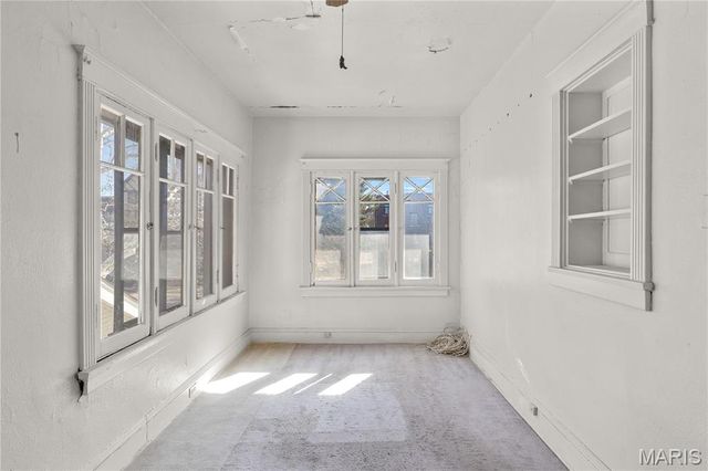 6325 Clayton Road, Clayton, MO 63117