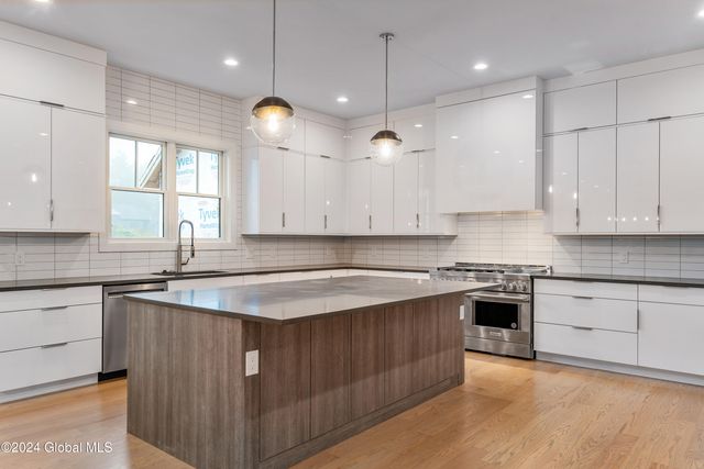 45 Jenna Jo Avenue, Saratoga Springs, NY 12866