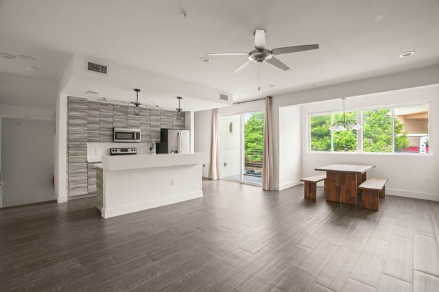 604 N Bluff DR 228, Austin, TX 78745