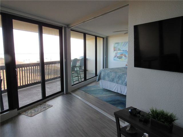 1000 Lantana Dr 503, Port Aransas, TX 78373