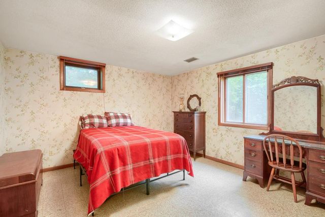 6525 Sherwood Avenue, Edina, MN 55435