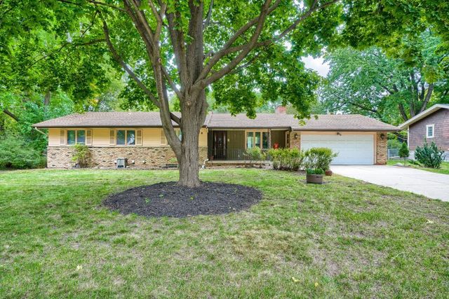 6525 Sherwood Avenue, Edina, MN 55435