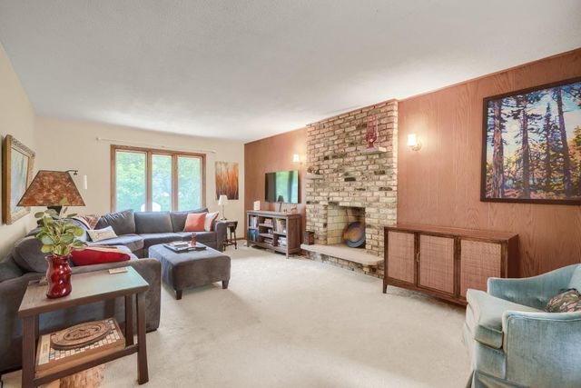 6525 Sherwood Avenue, Edina, MN 55435