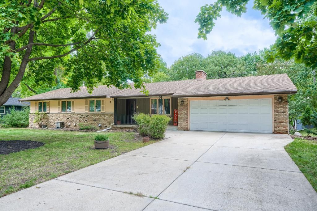 6525 Sherwood Avenue, Edina, MN 55435 — photo 4