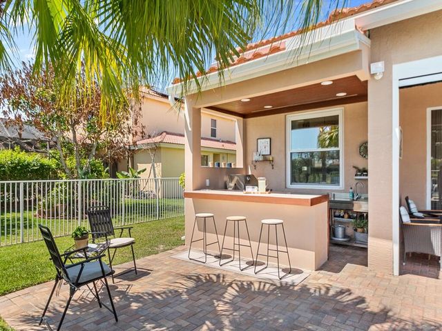 1010 SW Ruby Ave Avenue SW, Vero Beach, FL 32968
