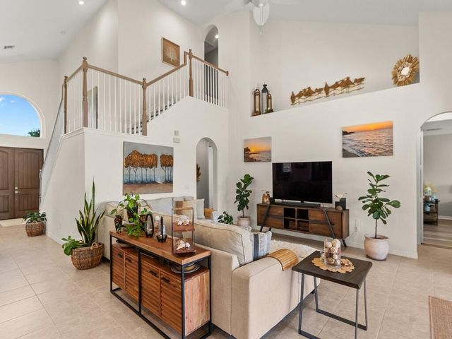 1010 SW Ruby Ave Avenue SW, Vero Beach, FL 32968