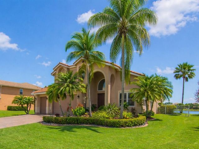 1010 SW Ruby Ave Avenue SW, Vero Beach, FL 32968