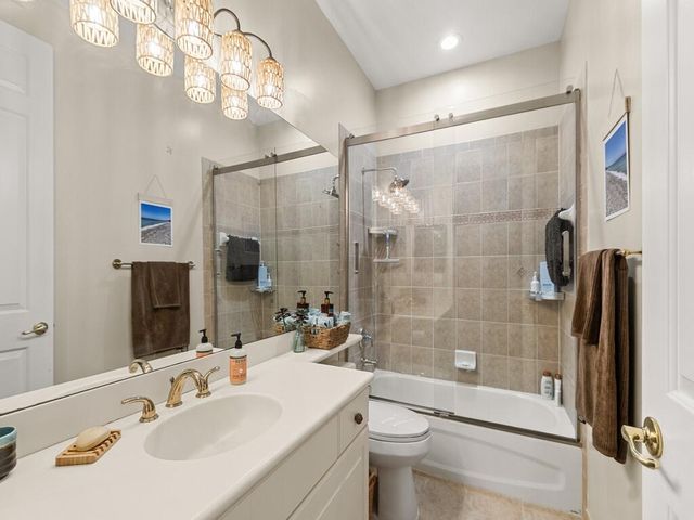 1010 SW Ruby Ave Avenue SW, Vero Beach, FL 32968