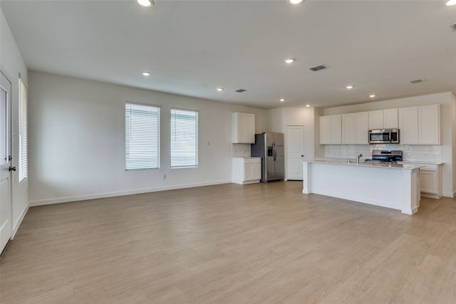 6826 Welsh Drive, Princeton, TX 75407