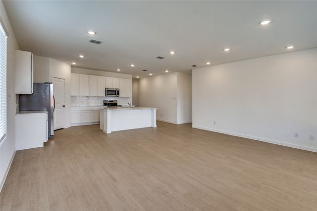 6826 Welsh Drive, Princeton, TX 75407