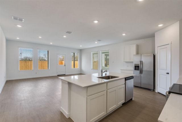 6826 Welsh Drive, Princeton, TX 75407