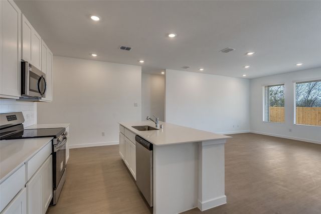 6826 Welsh Drive, Princeton, TX 75407