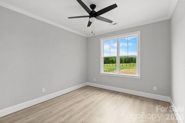 184 Armsworthy Road, Advance, NC 27006