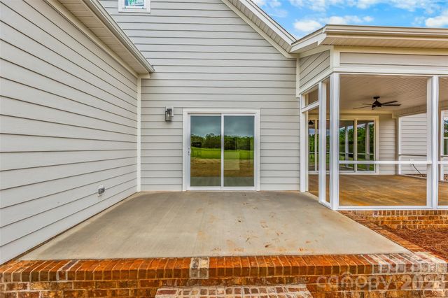 184 Armsworthy Road, Advance, NC 27006
