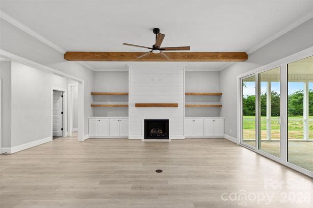 184 Armsworthy Road, Advance, NC 27006