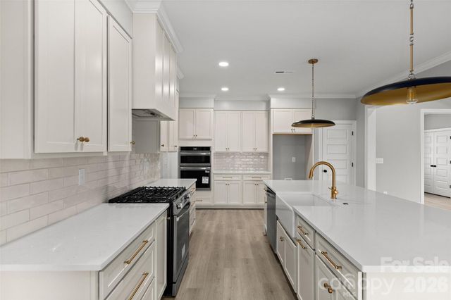 184 Armsworthy Road, Advance, NC 27006