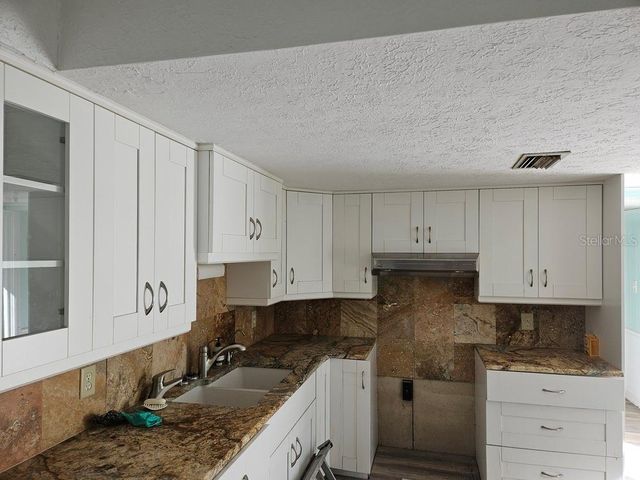 5281 TUNA LANE, Weeki Wachee, FL 34607